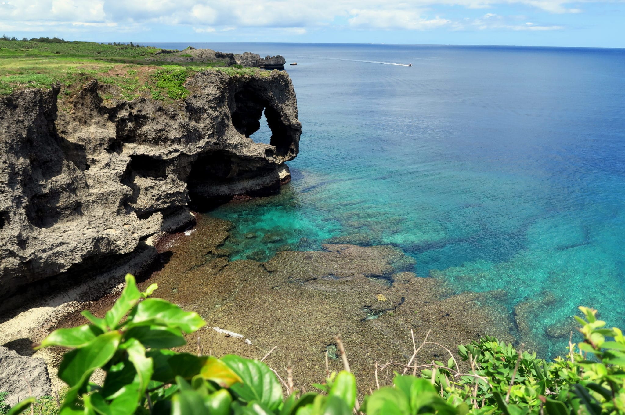 Scuba diving in Okinawa a firsttimer guide World Adventure Divers