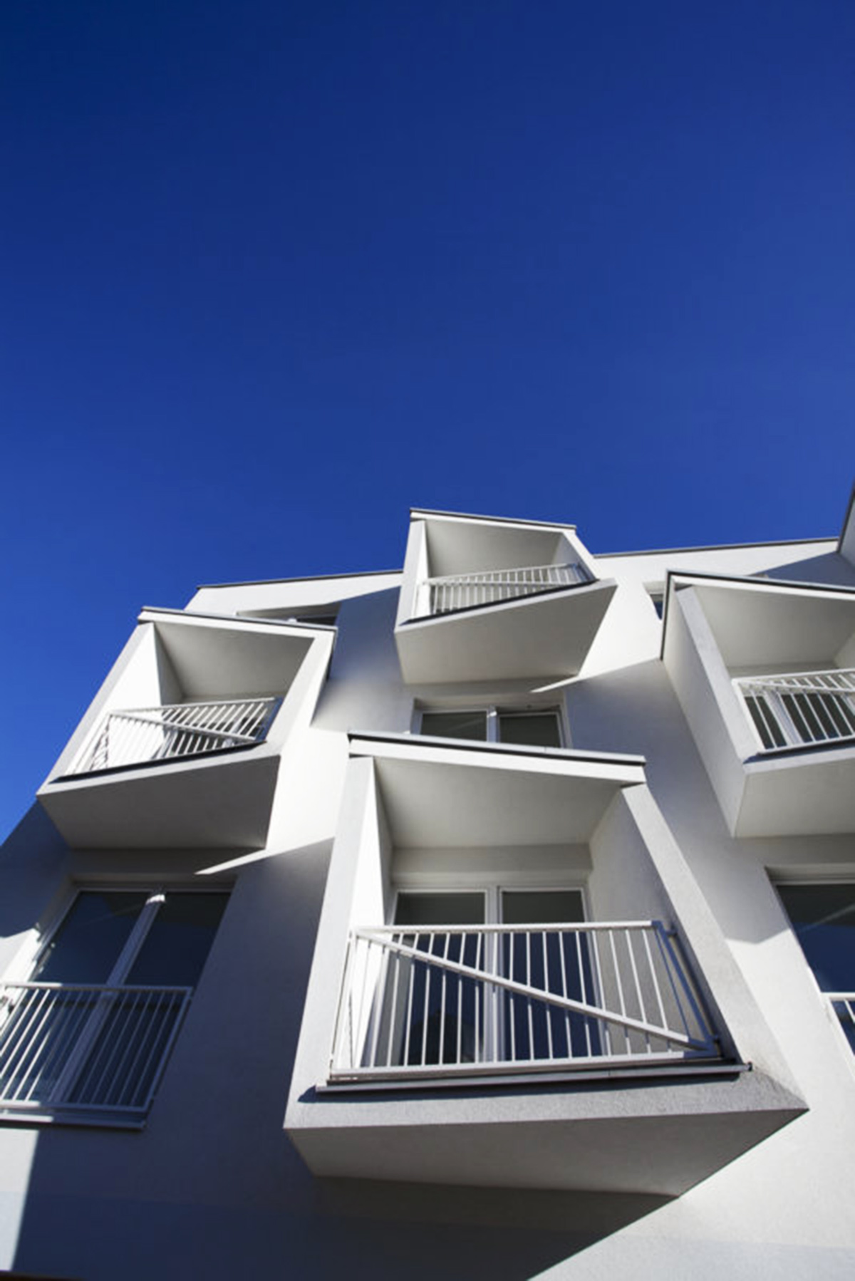 “North star” apartment shines out with its distortional balconies