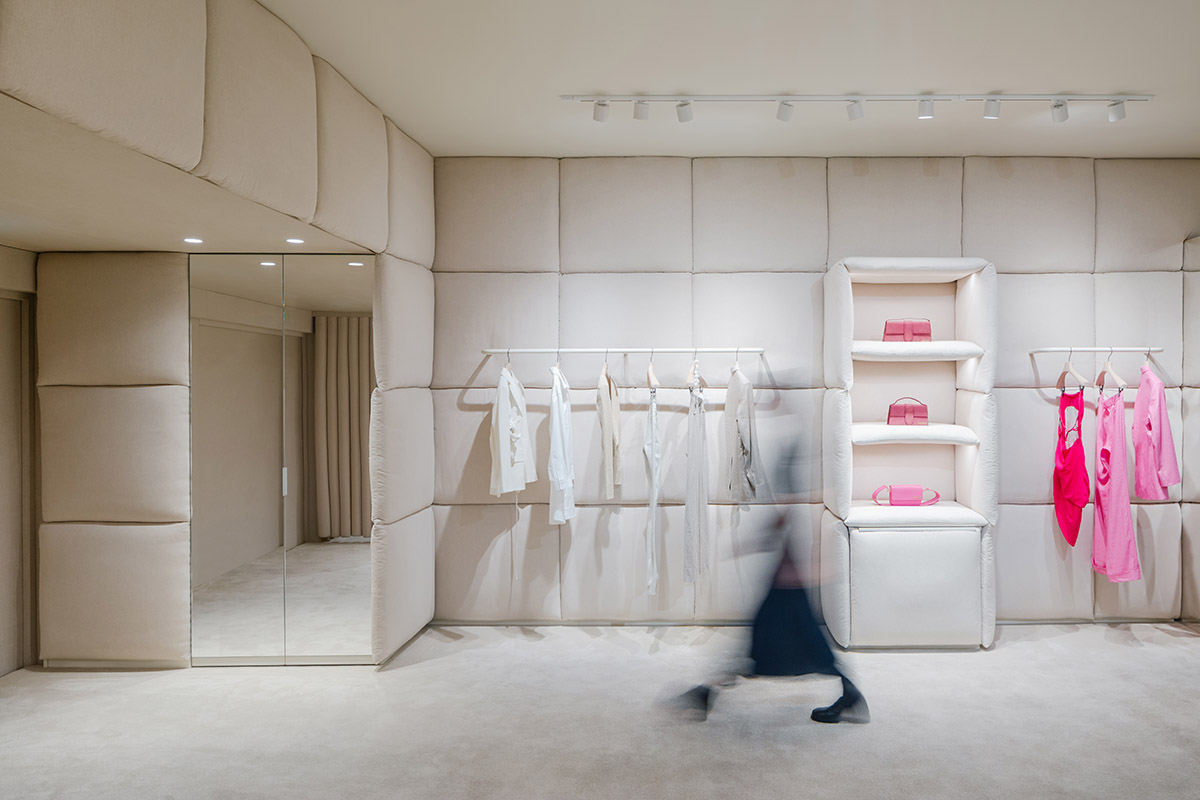 AMO clads Jacquemus' boutique with white pillows that