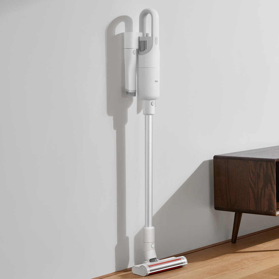 Aspirator Xiaomi Mi Vacuum Cleaner Light, LiIon 2.5 Ah, 220W, 0.5 L