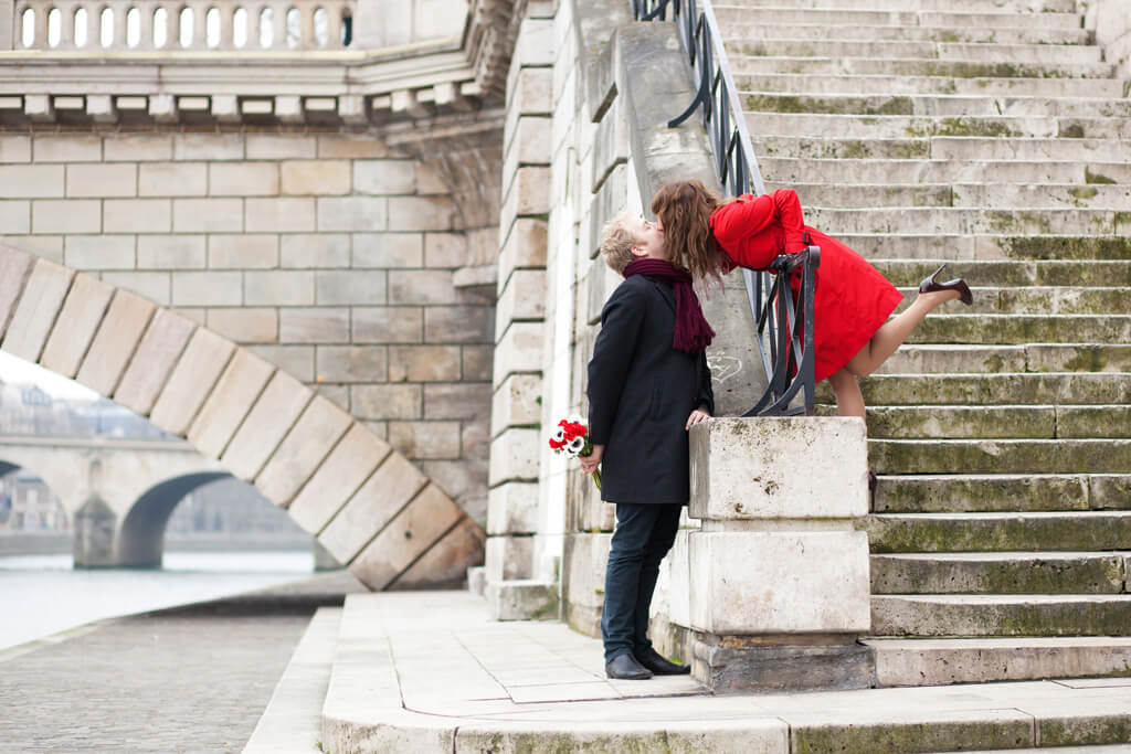 Why is Paris the City of Love? World In Paris