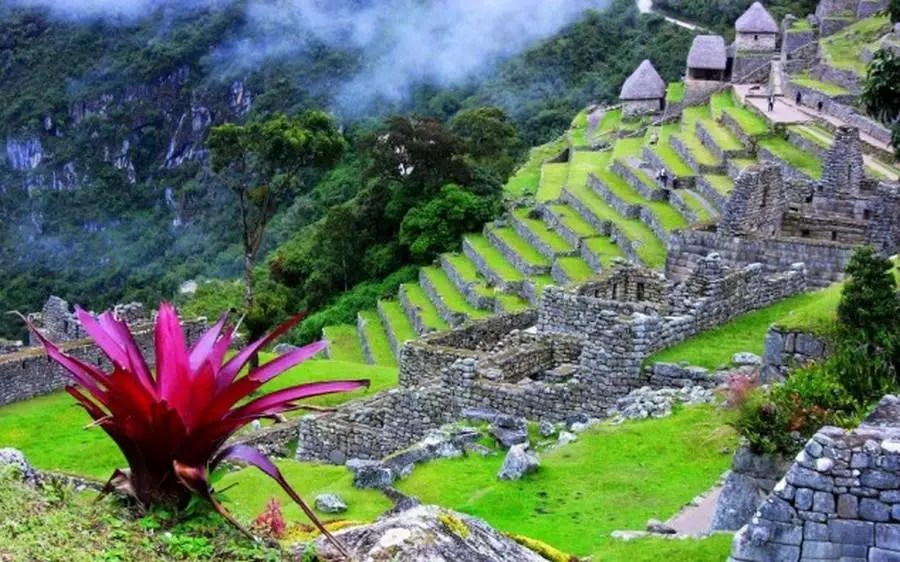 19 Unique Places Around the World World inside pictures