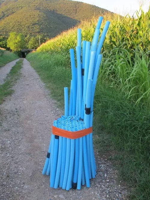 15 Creative DIY Ideas to Upcycle Your Junk into Usable DIY Chairs