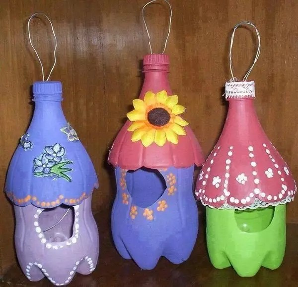 12 Super Creative And Fun DIY Craft Ideas With Plastic Bottles