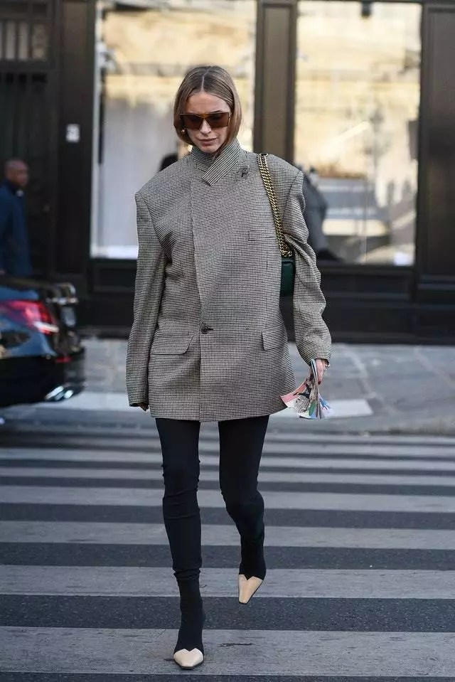 "Dress To Impress" Outfits You Must Try This Winter World inside pictures