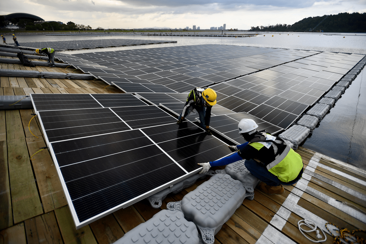 Building Singapore’s largest floating solar farm World News Day