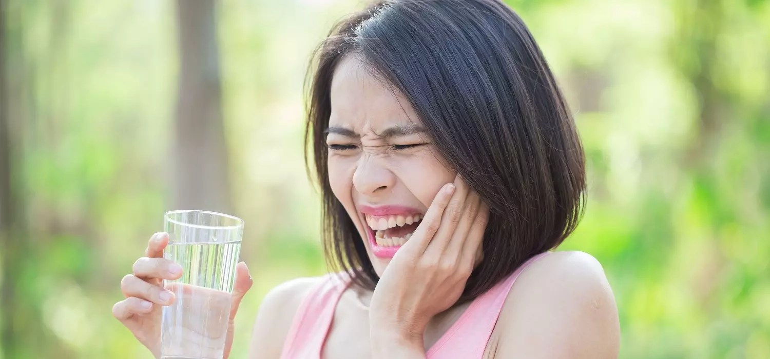 8 Causes of Exposed Dentin Signs, symptoms and Treatments