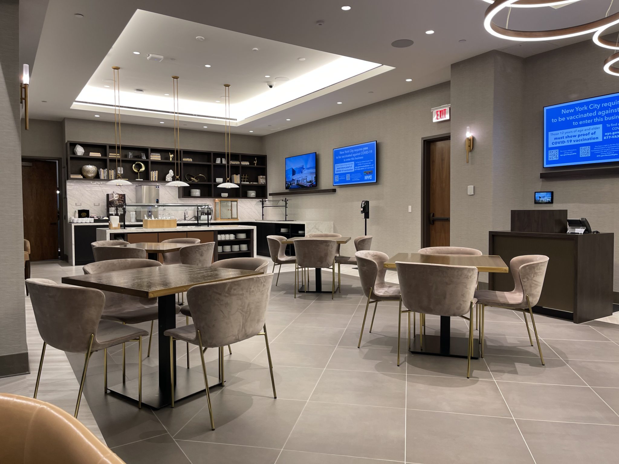 Hyatt Club Lounges in North America The Shocking Truth World of(04)