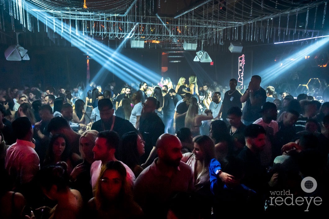 World Red Eye Visual Celebrity Lifestyle Journal from Miami Beach