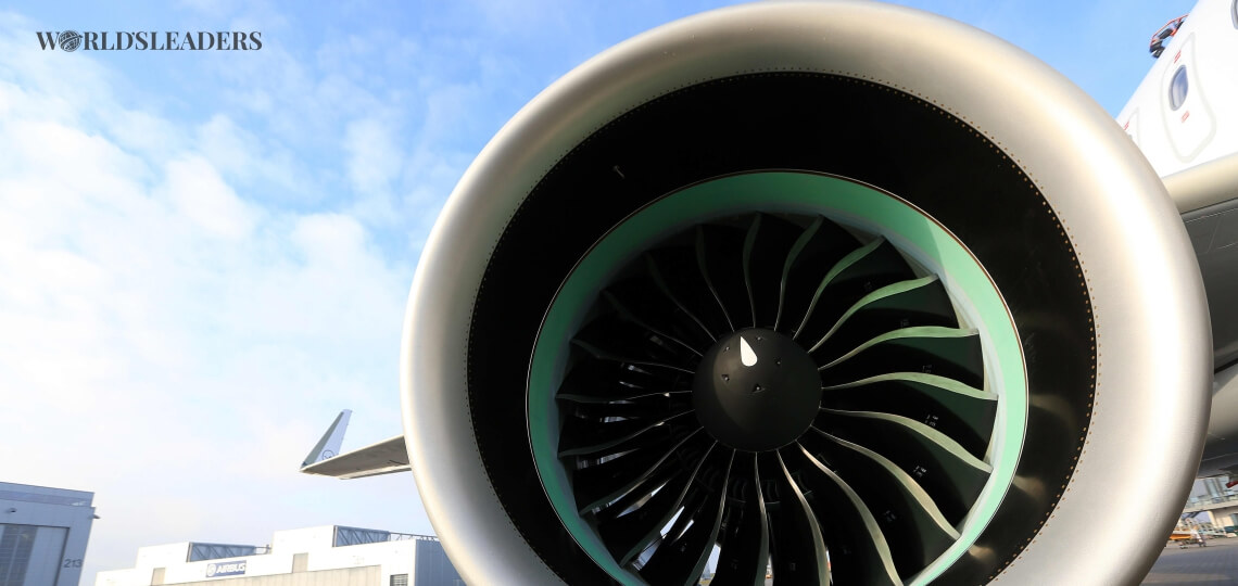 RTX Shares Tumble on Pratt & Whitney Jet Engine Problem
