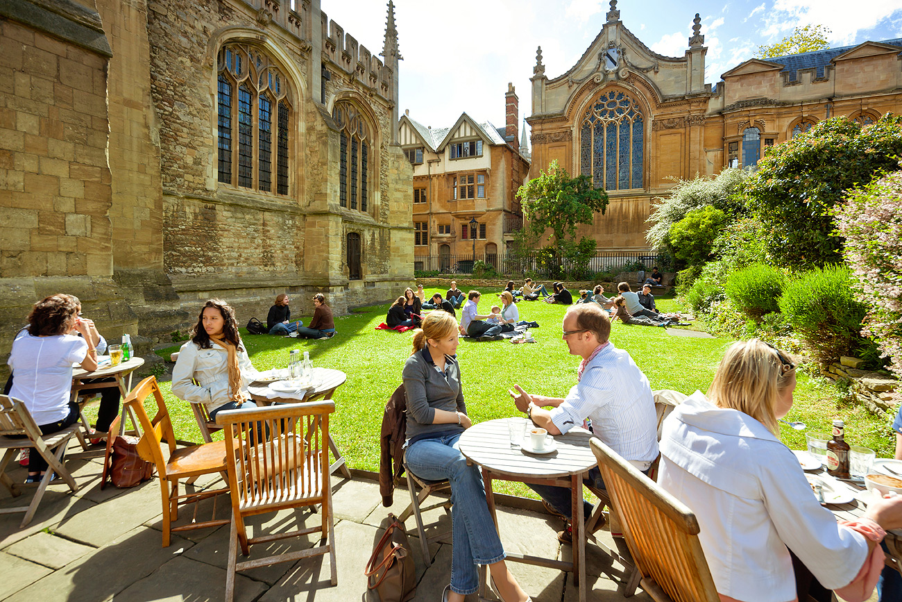 Oxbridge Academic Student Programs USA & Europe WorldStrides Australia