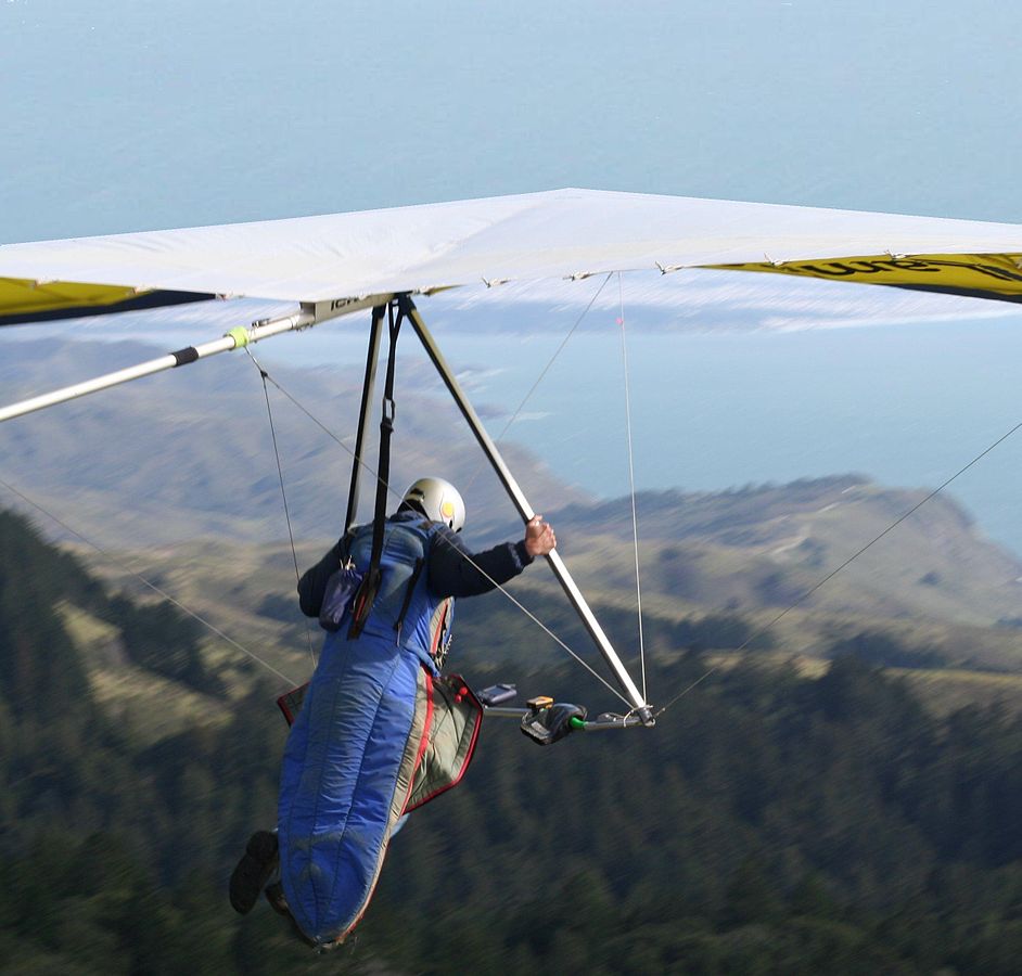 Student Hangs On For Dear Life When Instructor To Attach Him