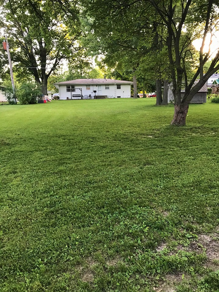 3 Bed/1.5 Bath Home for Sale · Carrollton, IL Worrell Land Services