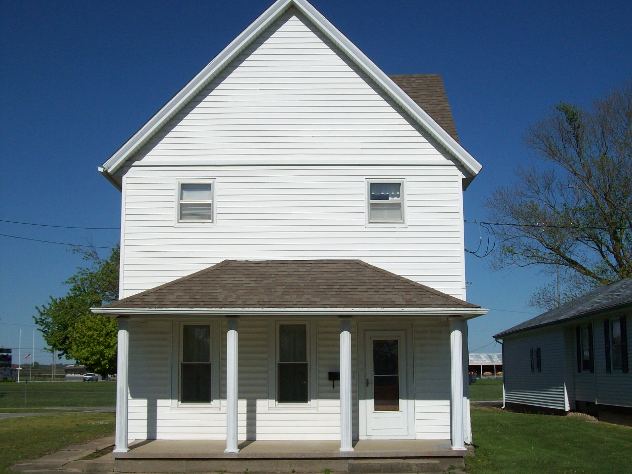 4 Bed/1.5 Bath Home for Sale · Winchester, IL Worrell Land Services