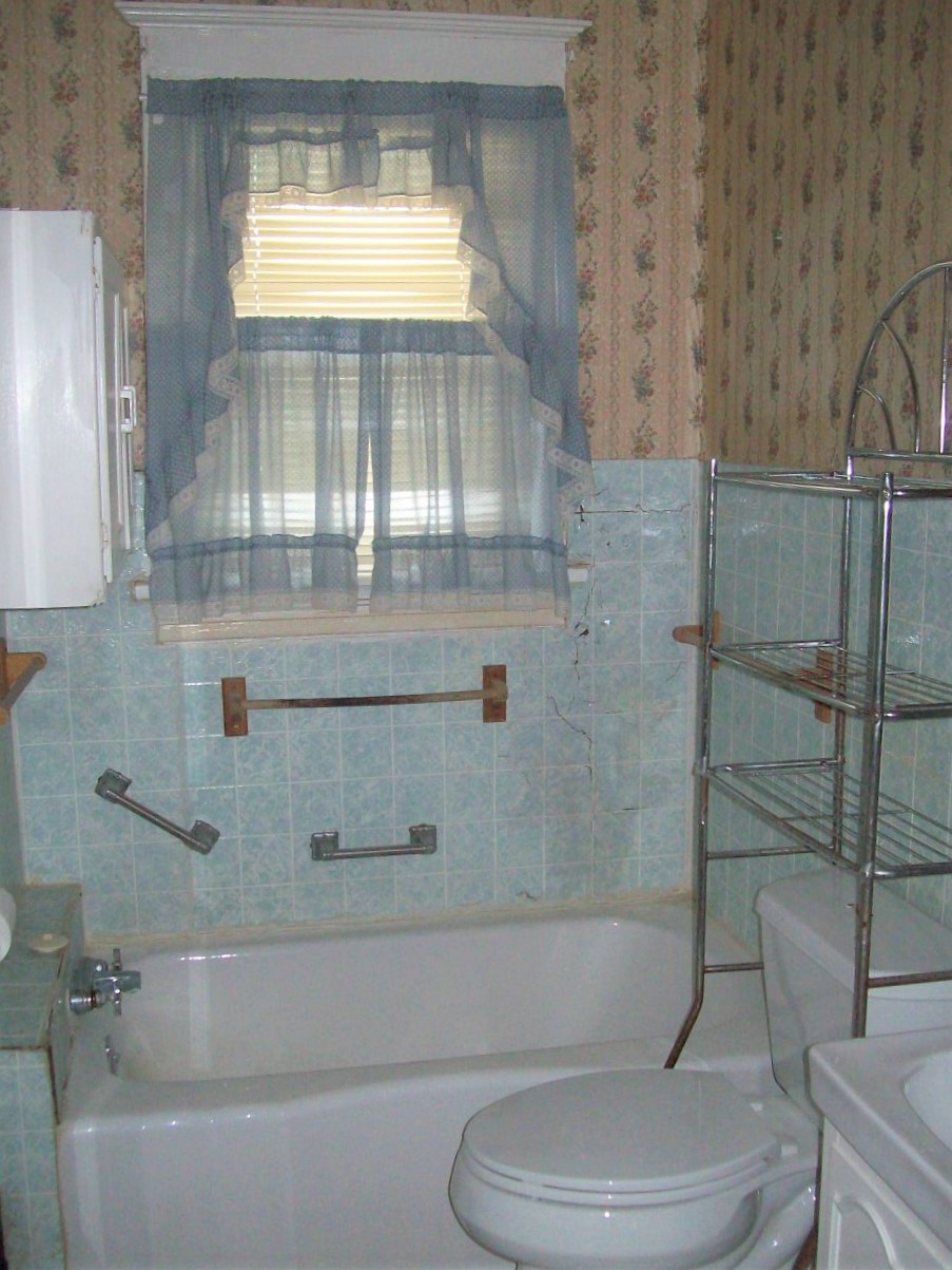 3 Bed/2 Bath Home for Sale · Bluffs, IL Worrell Land Services