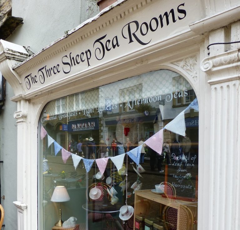10 Charming Tea Rooms In England You Have To Visit Before You Die