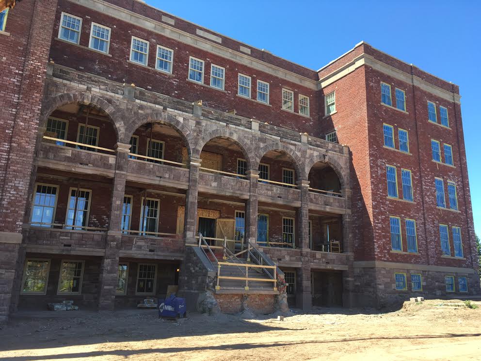 A New Coffee Shop, Grandview Applications, Tourism Boom, Munising Construction, ABC 10 Changes