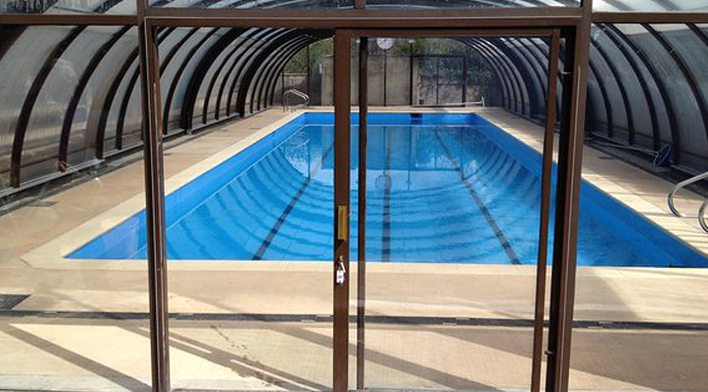 Swimming pool WottonunderEdge