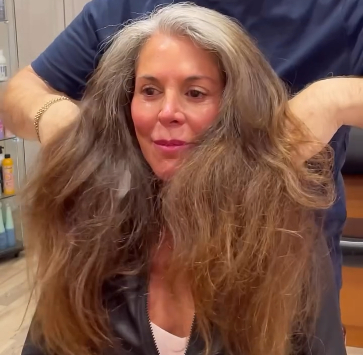 This girl changed her hair color and completely transformed her look