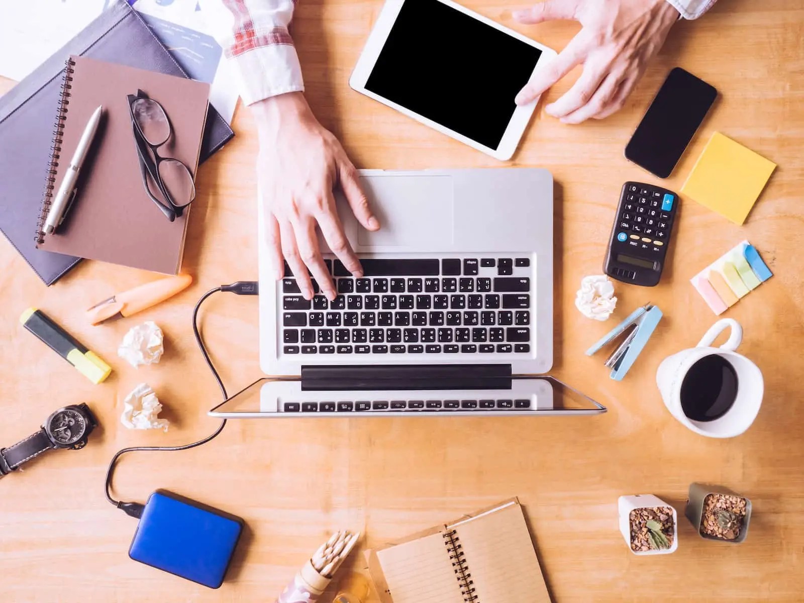 35 Must Have Cool Office Gadgets for your desk