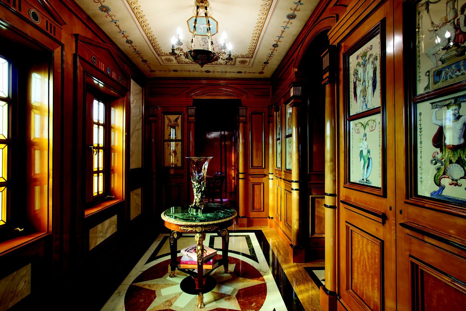 Versace Mansion Sells at Auction for 41.5 Million