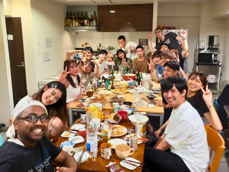 Tenant's Interview Encounters at an International Exchange Share House