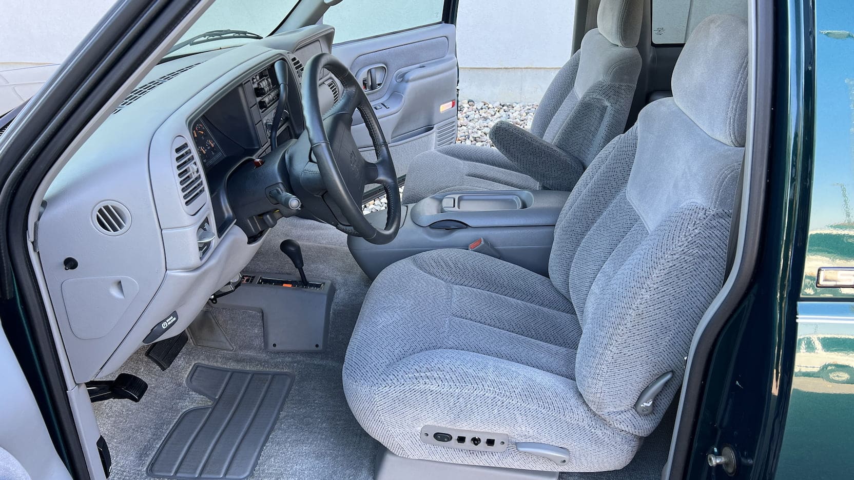 Check out Kawhi Leonard's incredible 436K car collection, with photos