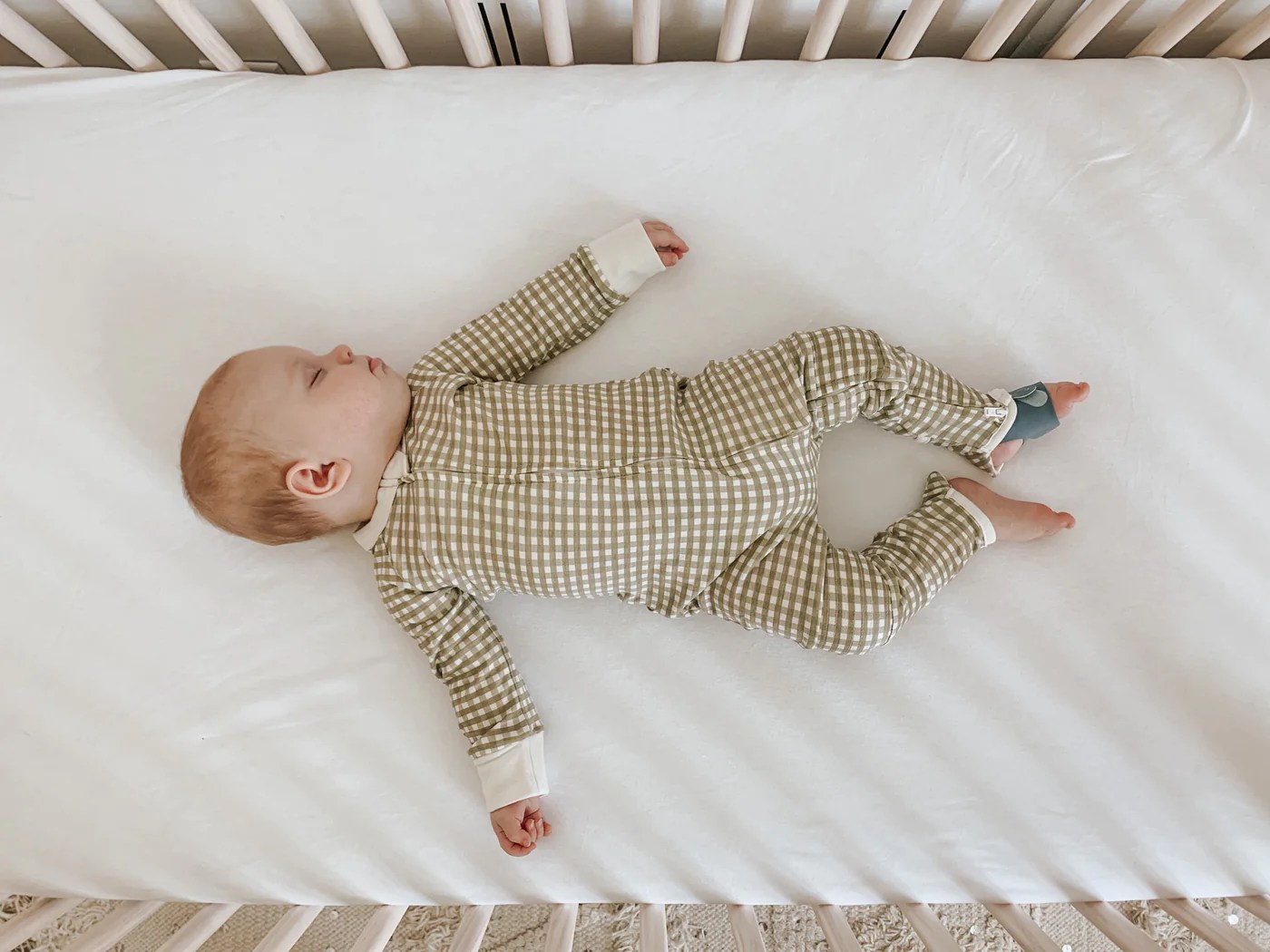 Ensuring Peaceful Nights Glow’s Tips for Safe Baby Sleep with Owlet