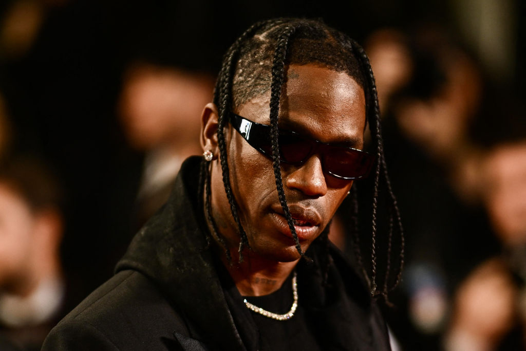 Travis Scott Performs "FE!N" Live, Mike Dean Says His Creativity Makes