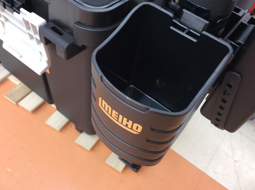 【オススメ】簡単カスタム！！ メイホウ 「ハードドリンクホルダーBM」 釣りのポイント