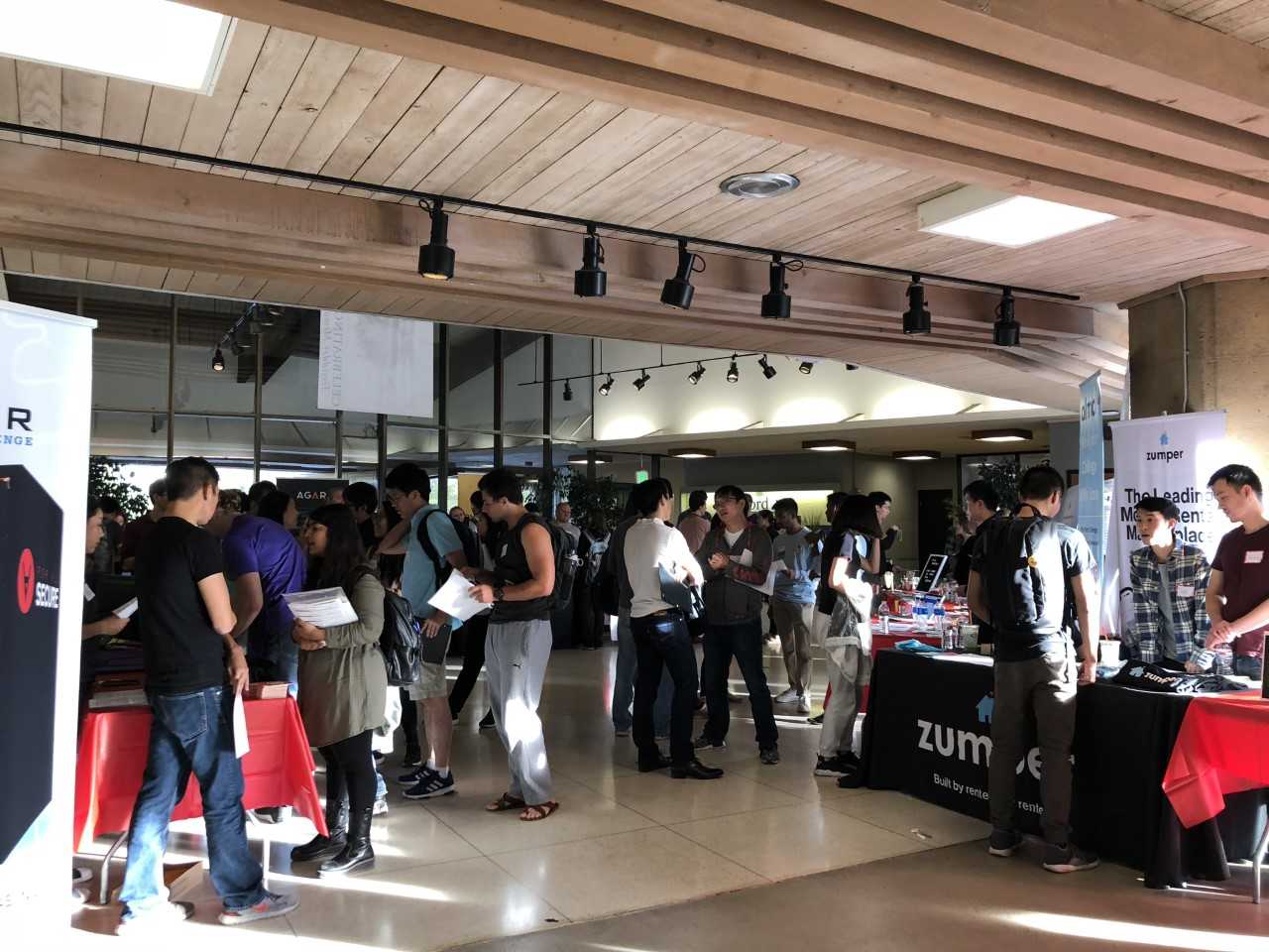 Students explore startups in VentureSU career fair The
