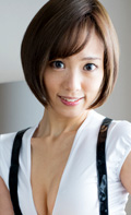 ナイスボディのコスプレ美女と3P！