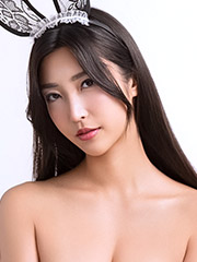 Sexy Bunny Emiri Momota