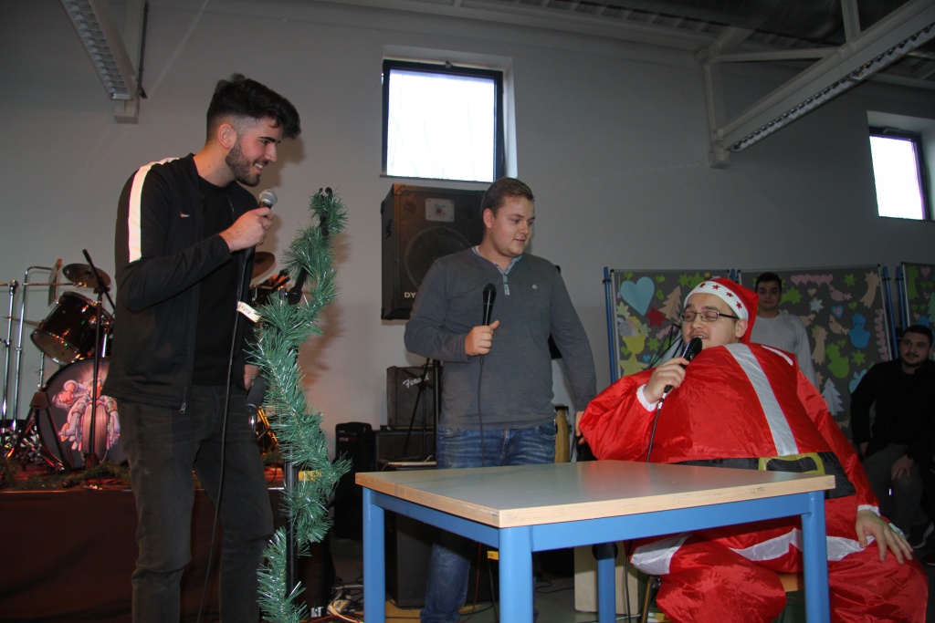 2. Weihnachtssingen am WvS WernervonSiemensSchule Köln