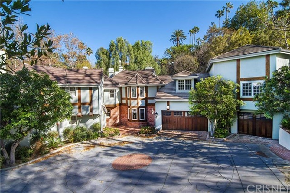 Homes For Sale With MotherInLaw Suites Fit for a Queen