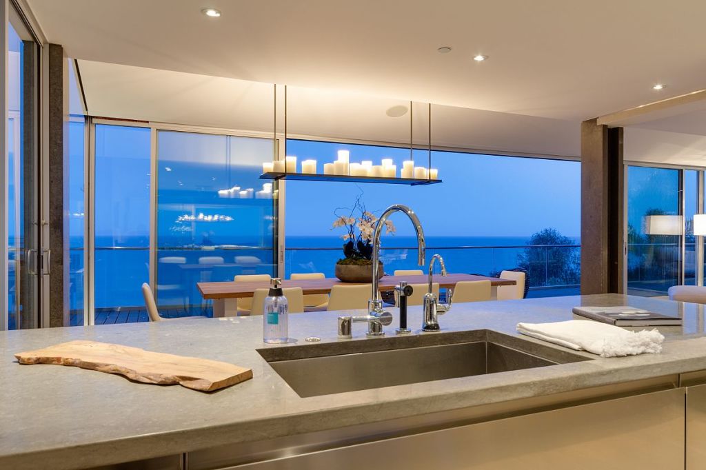 UPDATE Matthew Perry Gets 10.65M for Malibu Beach House