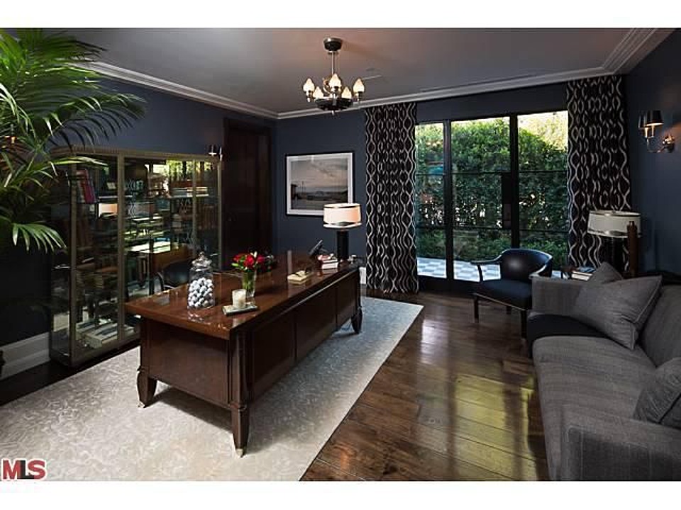 Jeremy Renner Lists Art Deco Mansion for 24.95 Million