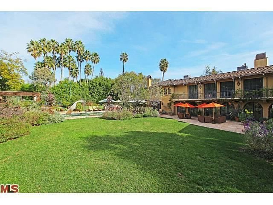 Everybody Is Going to Love Patricia Heaton's Newly Listed Home