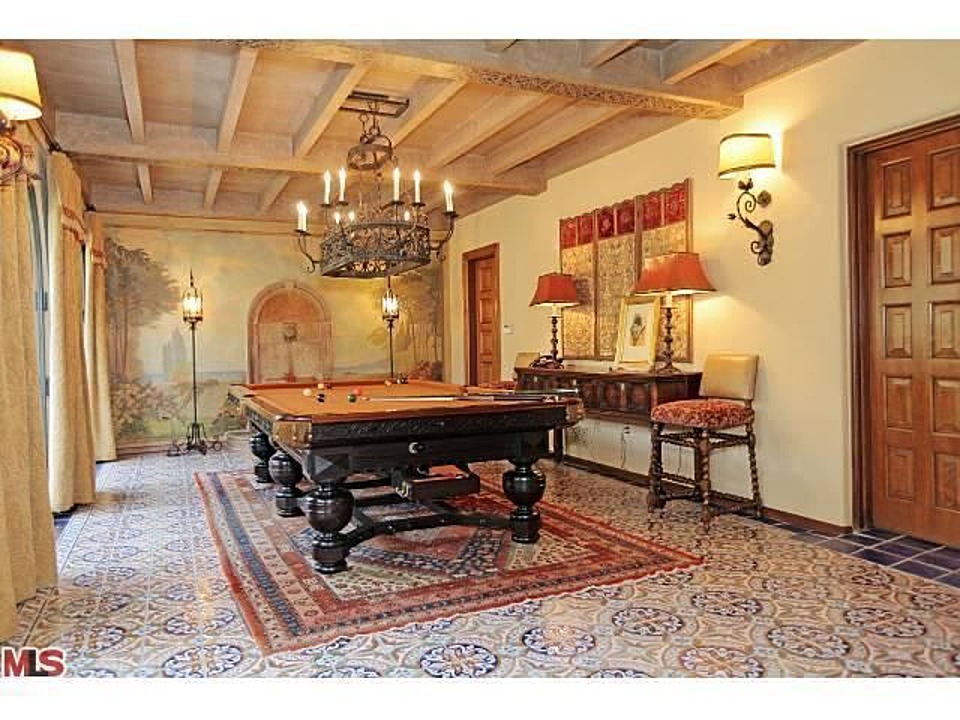 Everybody Is Going to Love Patricia Heaton's Newly Listed Home