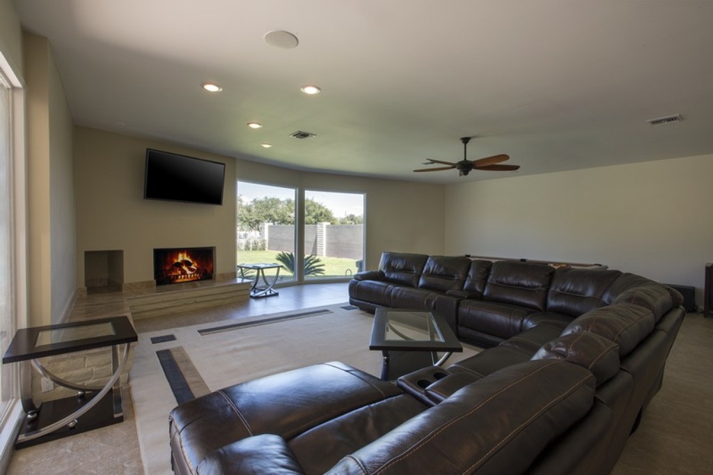 RockBottom Price for Wayne Newton Estate 'Owner Says Sell This Year'