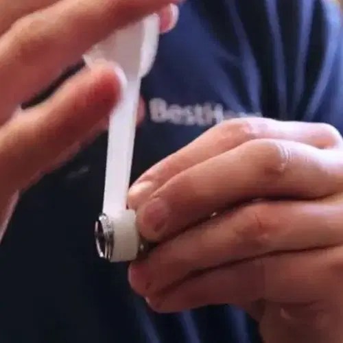 How to replace a radiator bleed valve