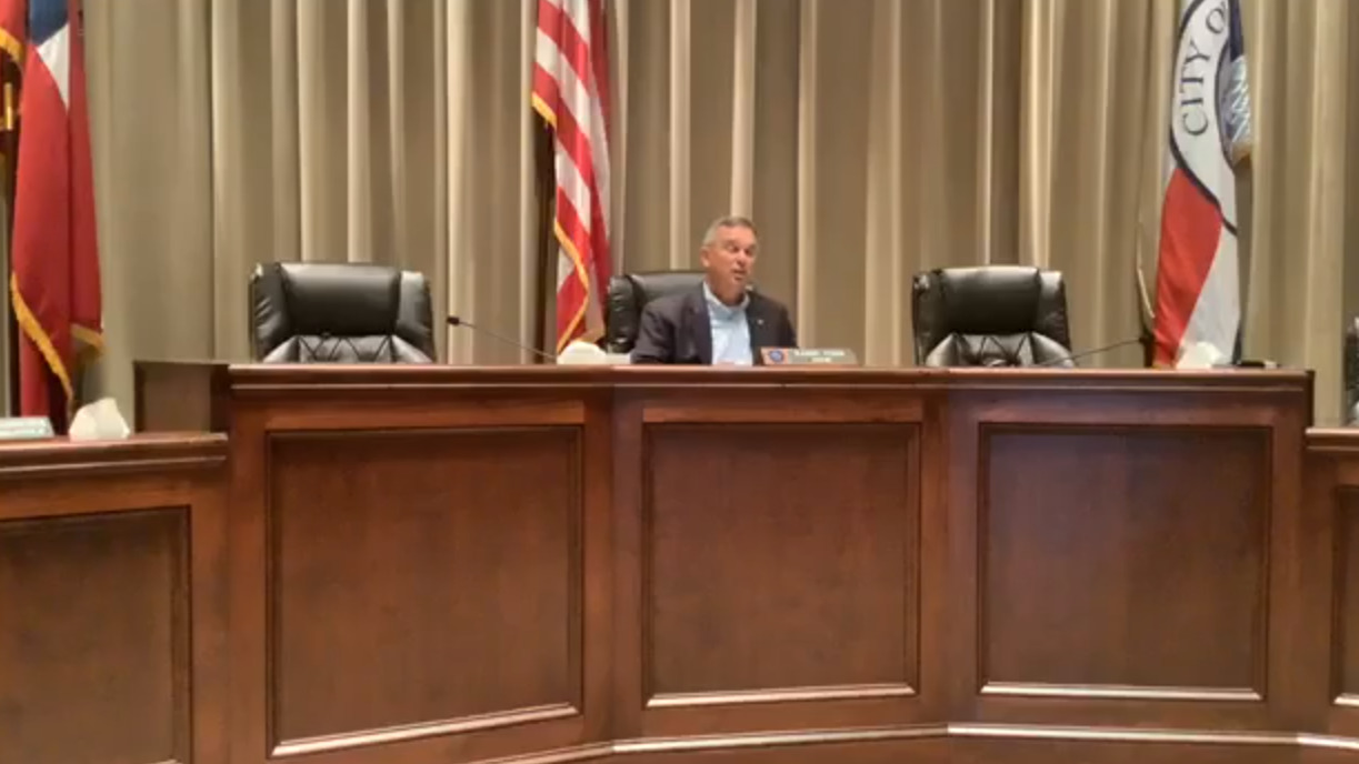 Warner Robins Mayor Stay at home. We're not doing a good job at that in Houston County. 41NBC
