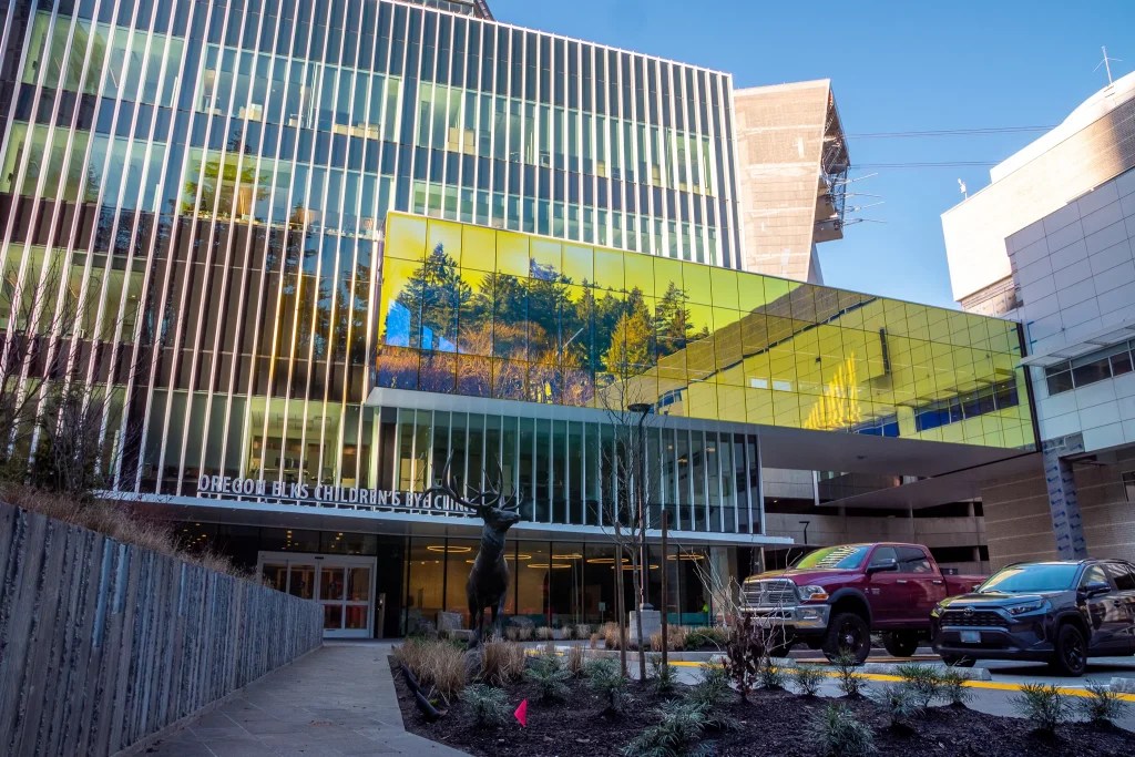 OHSU Elks Children’s Eye Clinic Western Partitions Inc.