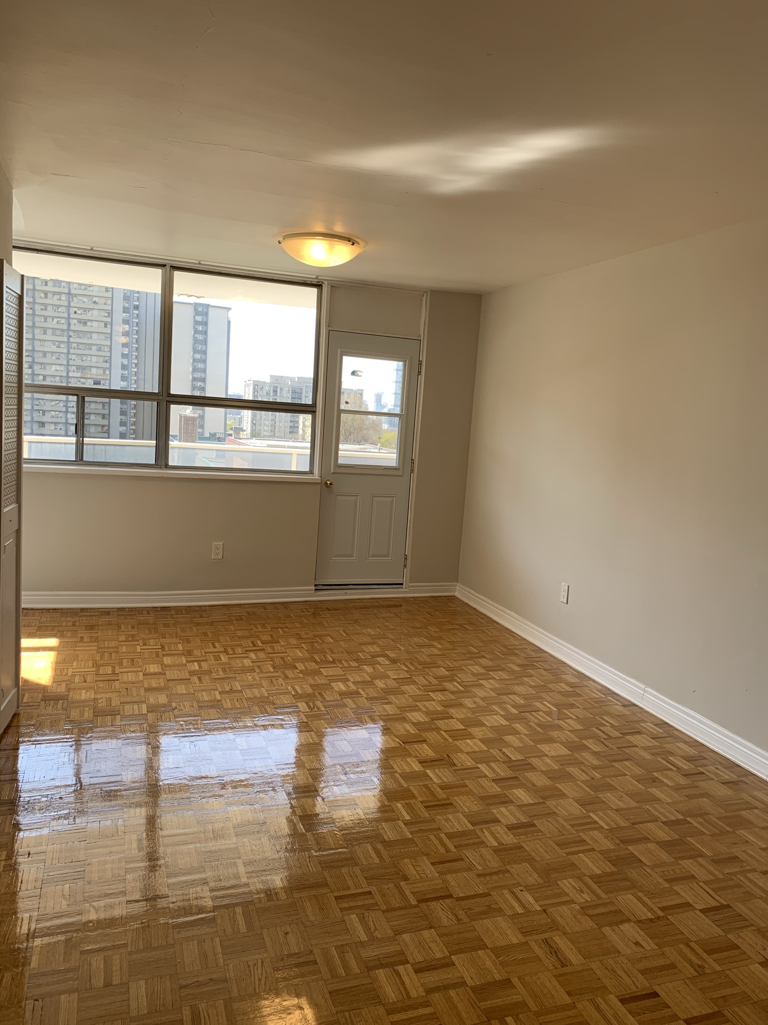 77 HOWARD RESIDENCES WPSQ