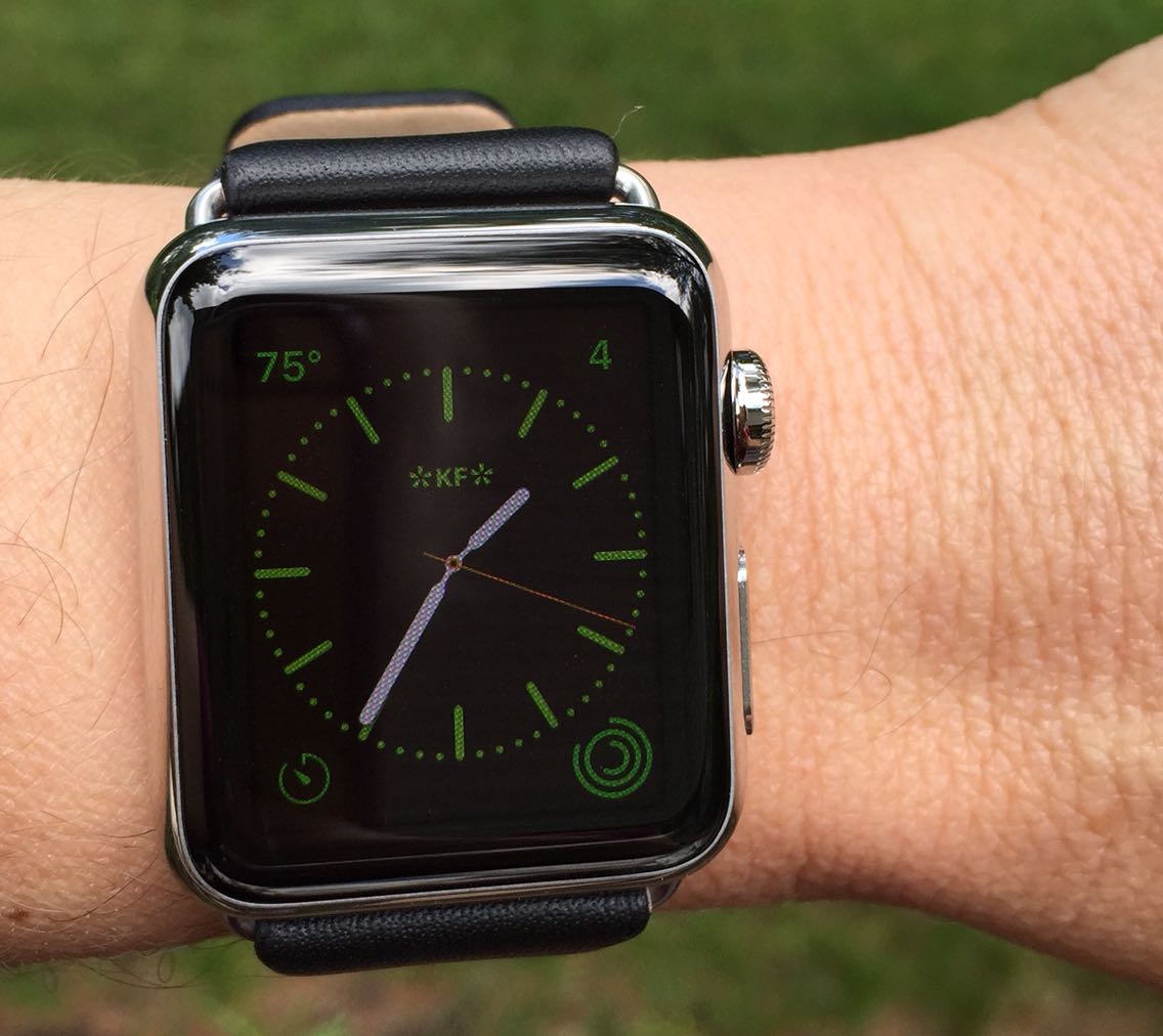 Review MakerGrafix custom leather bands for Apple Watch