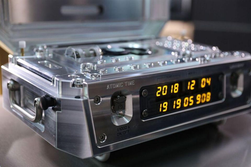 Rolex and Patek nuked by Atomic clock from Urwerk at New York Game