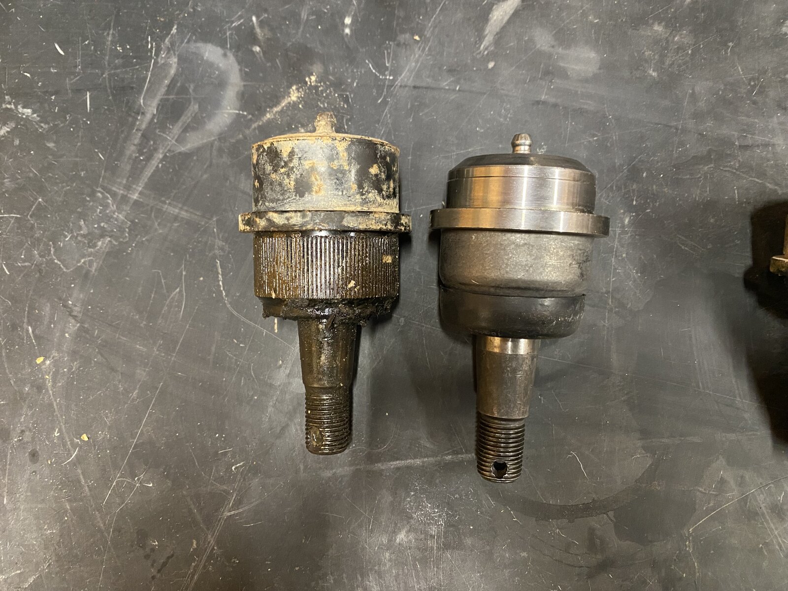 Ball joints not the same | Jeep Wrangler TJ Forum