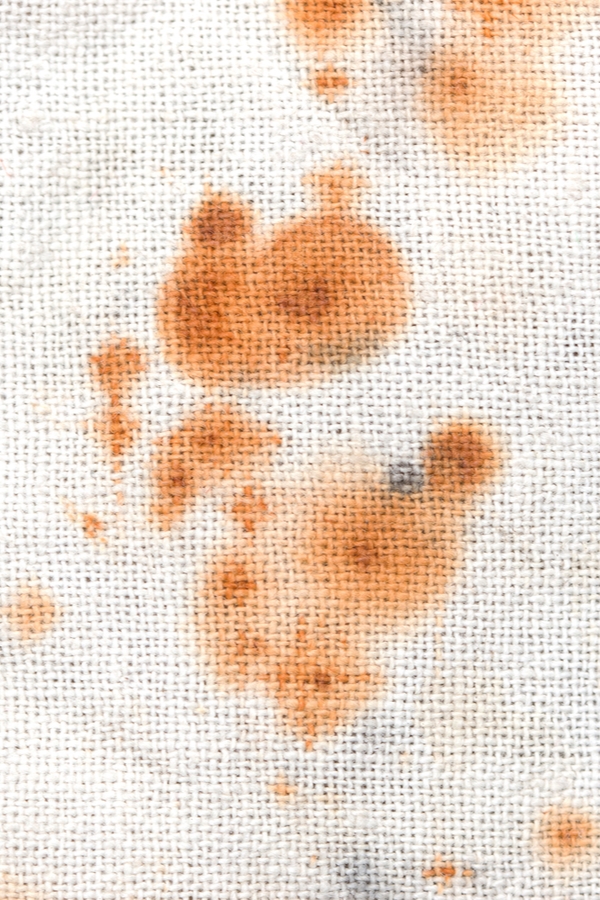 DIY Rust Stain Remover That's Easy To Make {And Actually Works