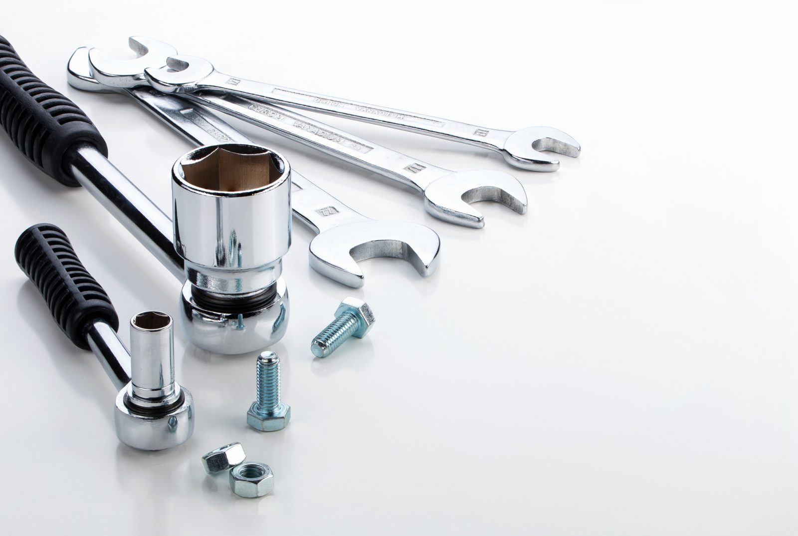 What Are The Types Of Wrenches And What Do They Do? WG