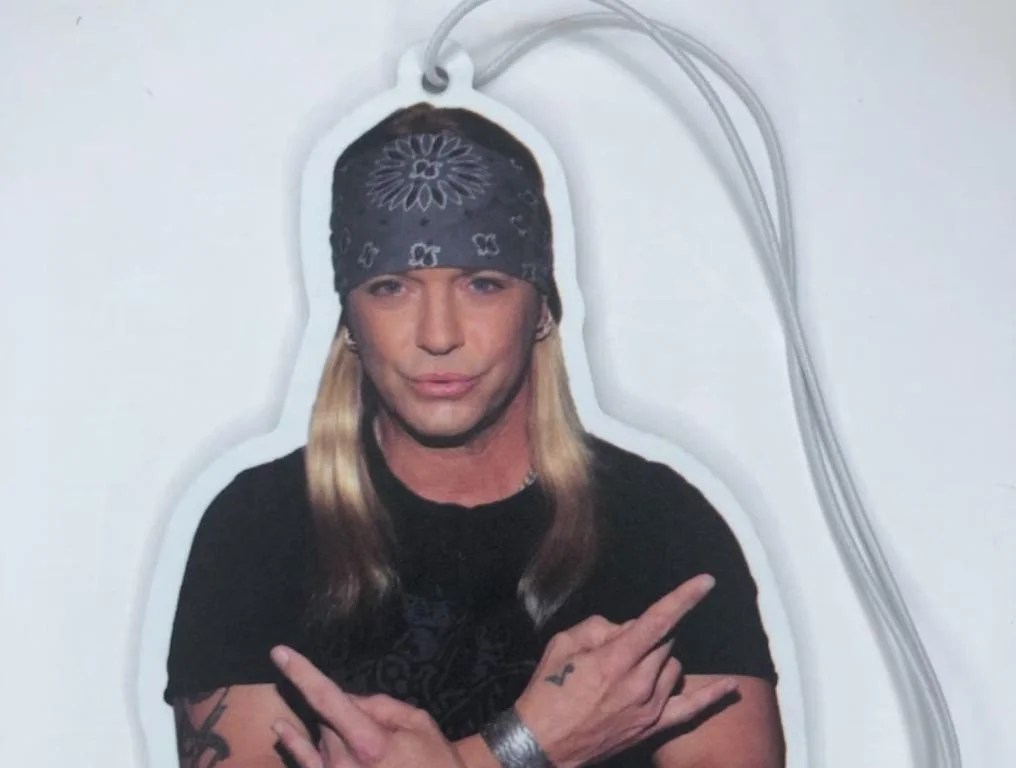 Everything You Need to Look Like Bret Michaels(06)